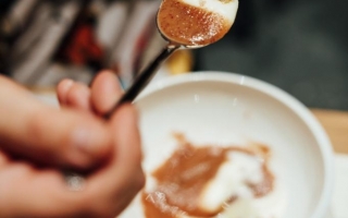 PIRA HOTEL - RAZSTAVLJENA JOTA